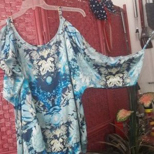 Satin top w/ cold shoulders,  gold chain detail